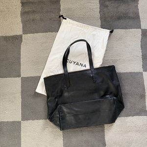 Cuyana black tote